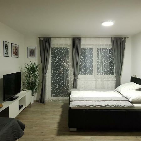 Ferienwohnung Pinsdorf Экстерьер фото